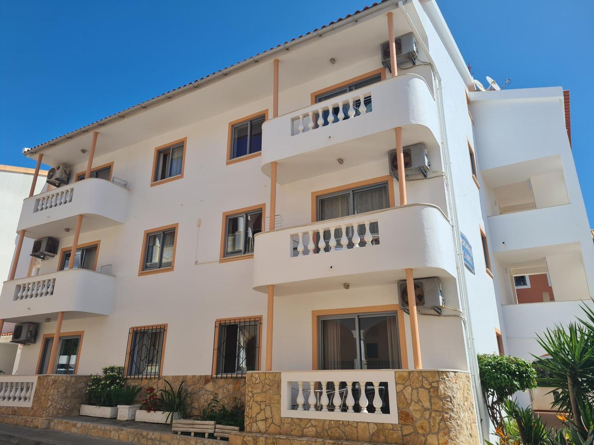 Apartamentos Cabrita Olhos de Agua  Eksteriør billede