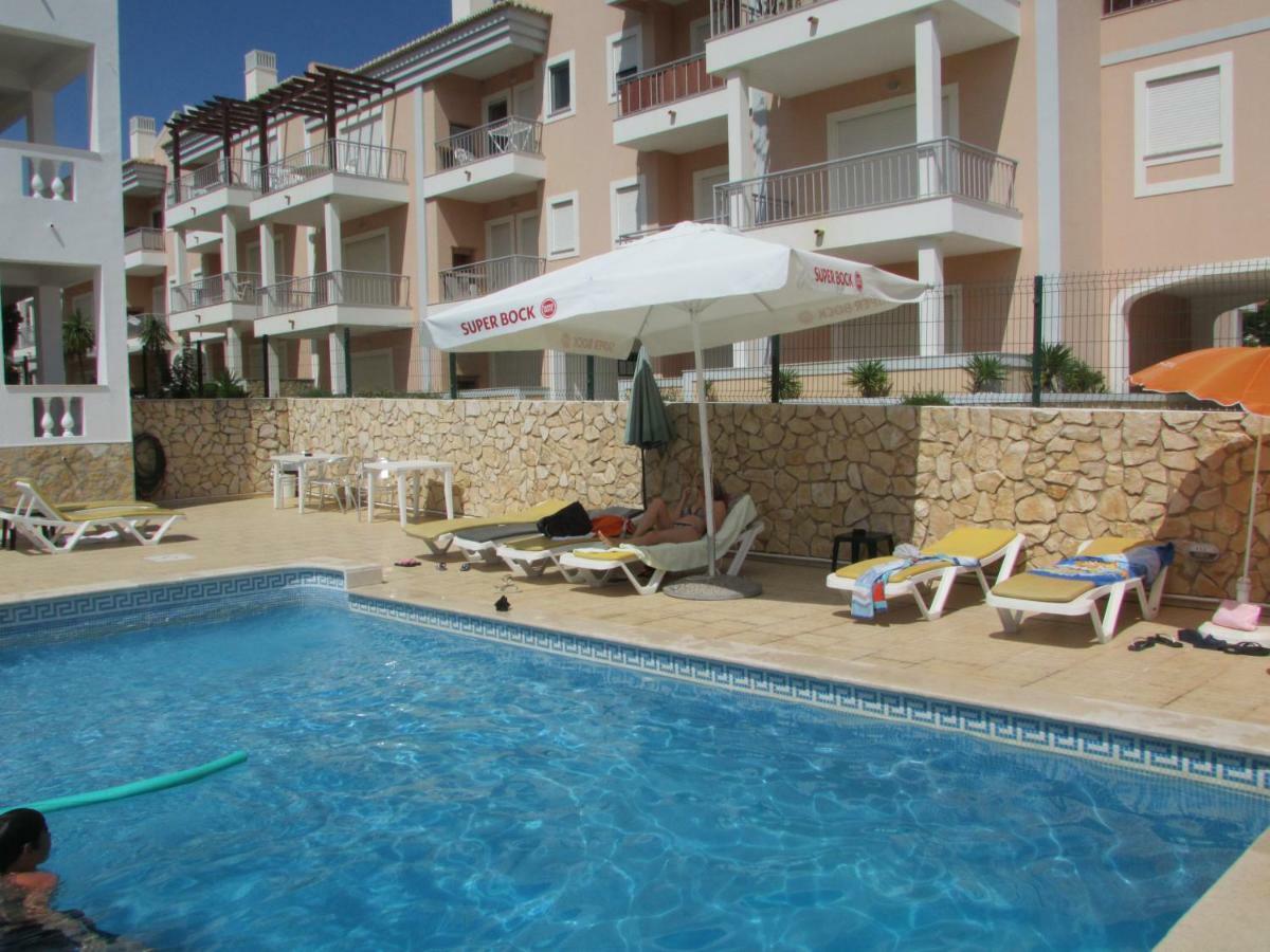Apartamentos Cabrita Olhos de Agua  Eksteriør billede